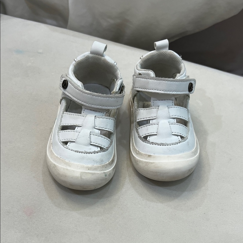 BearPaw White Baby Walker Sandals with Velcro Strap